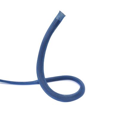 Gaine tressée extensible à tissage serré en PET